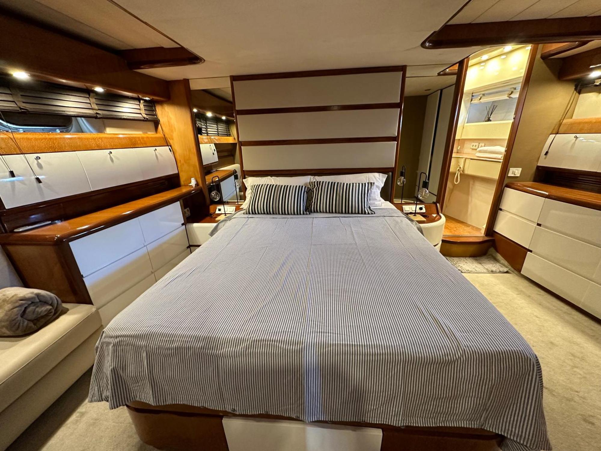 Yacht 20Metros Hotell Sant Adria de Besos Eksteriør bilde